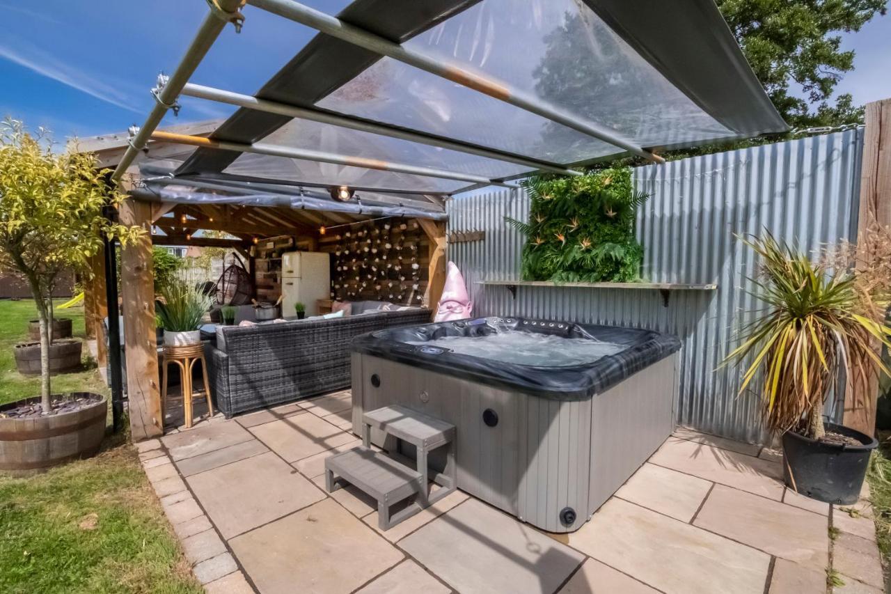 ヨークThe Stables Luxury House With Hot Tubアパートメント エクステリア 写真